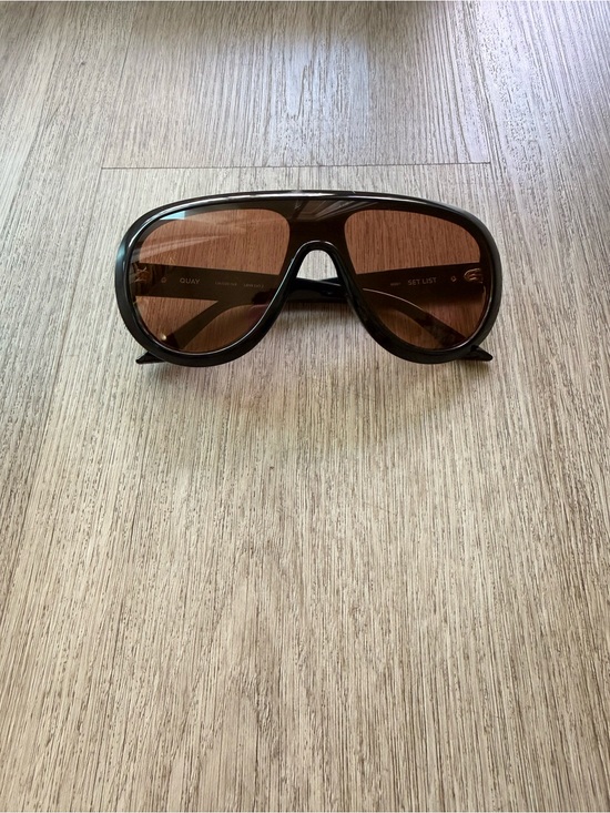 Quay Australia Accessories - quay australia set list black & orange aviator shield sunglasses eyewear NEW
